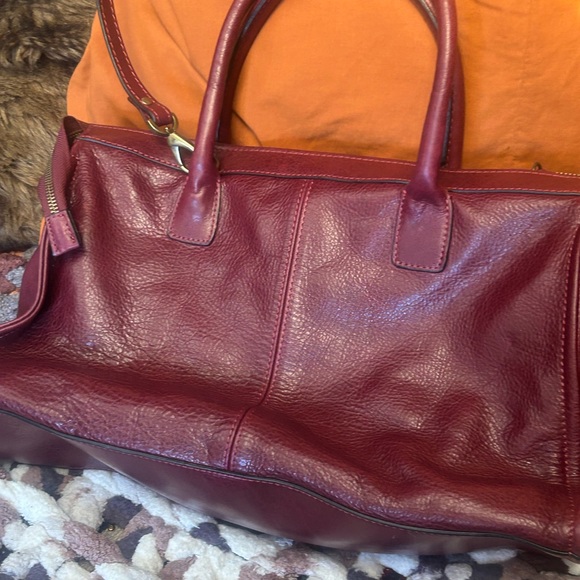 Beautiful Sundance handbag leather made in Italy.. never used.. deep burgundy - Picture 3 of 7